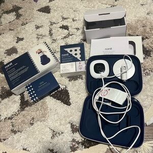 Nanit Smart Baby Monitor Camera with Navy Carry Case & floor stand